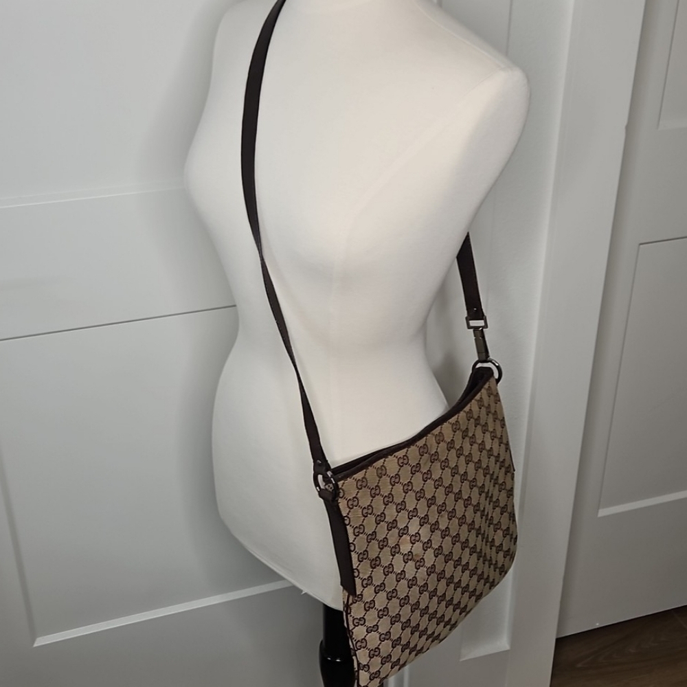 Authentic Gucci Monogram Classic Supreme Crossbody Tote